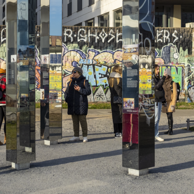 East Side Gallery, Wall Steles, outdoor exhibition